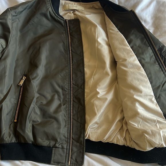 Zara Olive Green Bomber Jacket - Picture 5 of 5